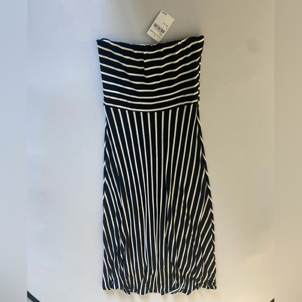 Black and White Striped Strapless Maxi Dress size Small - Picture 3 of 9